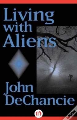 Capa do artigo Living With Aliens