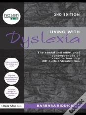 Capa do artigo Living With Dyslexia