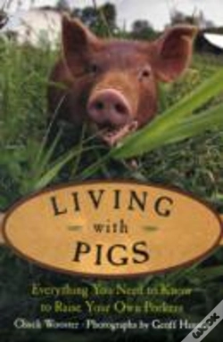 Capa do artigo Living With Pigs