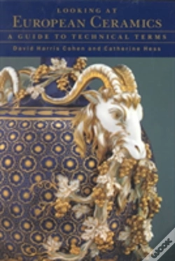 Capa do artigo Looking At European Ceramics