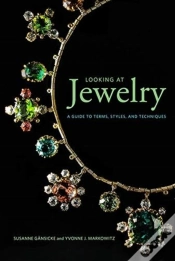 Capa do artigo Looking At Jewelry (Looking At Series) - A Guide To Terms, Styles, And Techniques
