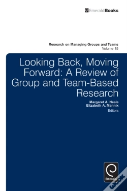 Capa do artigo Looking Back, Moving Forward