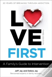 Capa do artigo Love First