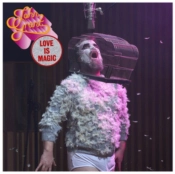 Capa do artigo Love Is Magic - Vinil