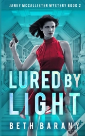 Capa do artigo Lured By Light