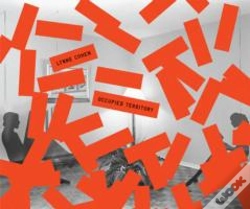 Capa do artigo Lynne Cohen: Occupied Territory