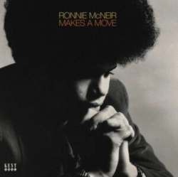 Capa do artigo Makes a Move - Vinil