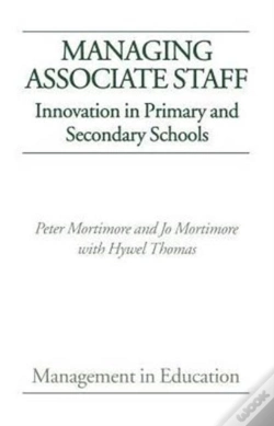 Capa do artigo Managing Associate Staff