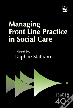 Capa do artigo Managing Front Line Practice In Social Care
