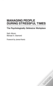 Capa do artigo Managing People During Stressful Times