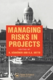 Capa do artigo Managing Risks In Projects