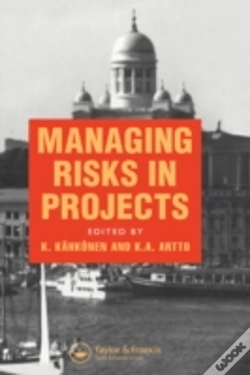 Capa do artigo Managing Risks In Projects
