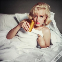 Capa do artigo Marilyn Inedite