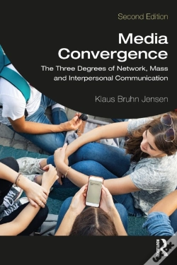 Capa do artigo Media Convergence
