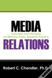Capa do artigo Media Relations
