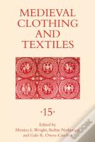 Medieval Clothing And Textiles 15