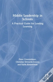 Capa do artigo Middle Leadership In Schools