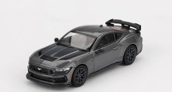 Capa do artigo Mini GT Ford Mustang Dark Horse 2024 Carbonized Gray 1:64