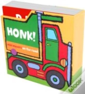 Capa do artigo Mini Movers Truck Slipcase