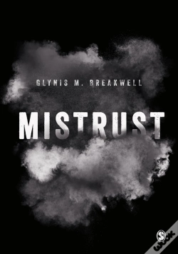 Capa do artigo Mistrust