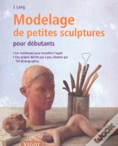 Modelage De Petites Sculptures