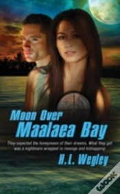 Capa do artigo Moon Over Maalaea Bay