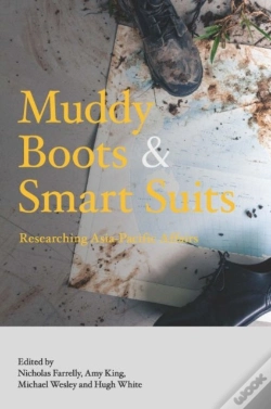 Capa do artigo Muddy Boots And Smart Suits