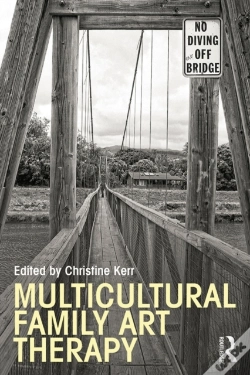 Capa do artigo Multicultural Family Art Therapy