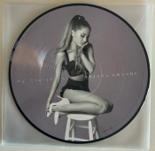 Capa do artigo My Everything - Vinil