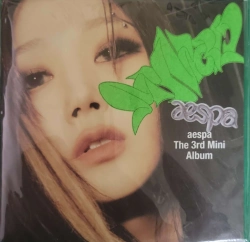 Capa do artigo My World - CD