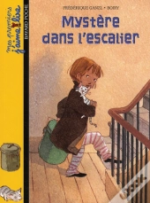 Mystère Dans L'Escalier