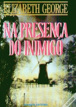 Capa do artigo Na Presença do Inimigo