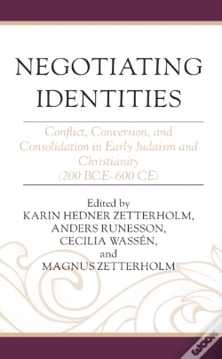 Capa do artigo Negotiating Identities