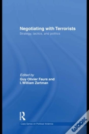 Capa do artigo Negotiating With Terrorists