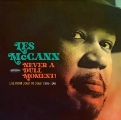 Capa do artigo Never a Dull Moment! - Vinil