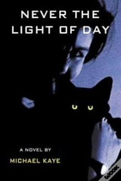 Capa do artigo Never The Light Of Day