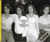 Capa do artigo Nicholas Nixon. Las Hermanas Brown, 1975-2017