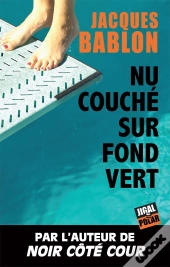 Nu Couché Sur Fond Vert