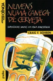 Nuvens Numa Caneca de Cerveja