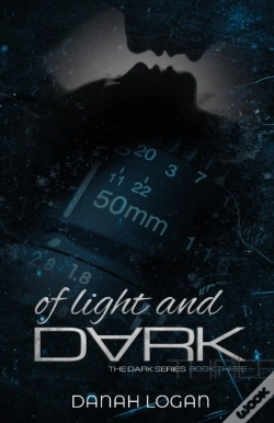 Capa do artigo Of Light And Dark: A Thrilling Romantic