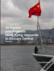 Capa do artigo Of Papers And Protests