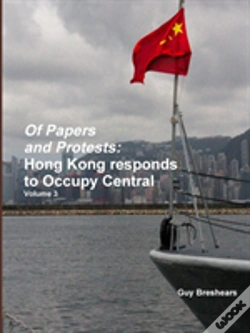 Capa do artigo Of Papers And Protests