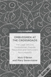 Capa do artigo Ombudsmen At The Crossroads