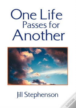 Capa do artigo One Life Passes For Another