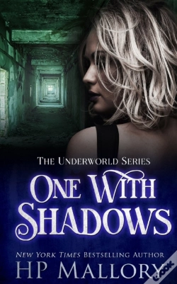 Capa do artigo One With Shadows