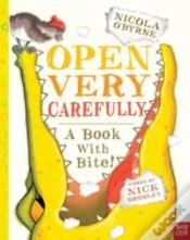 Capa do artigo Open Very Carefully
