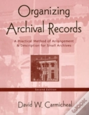 Capa do artigo Organizing Archival Records