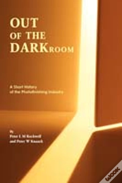 Capa do artigo Out Of The Darkroom