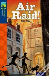 Oxford Reading Tree Treetops Fiction: Level 14 More Pack A: Air Raid!