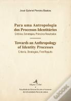 Para uma Antropologia dos Processos Identitários 